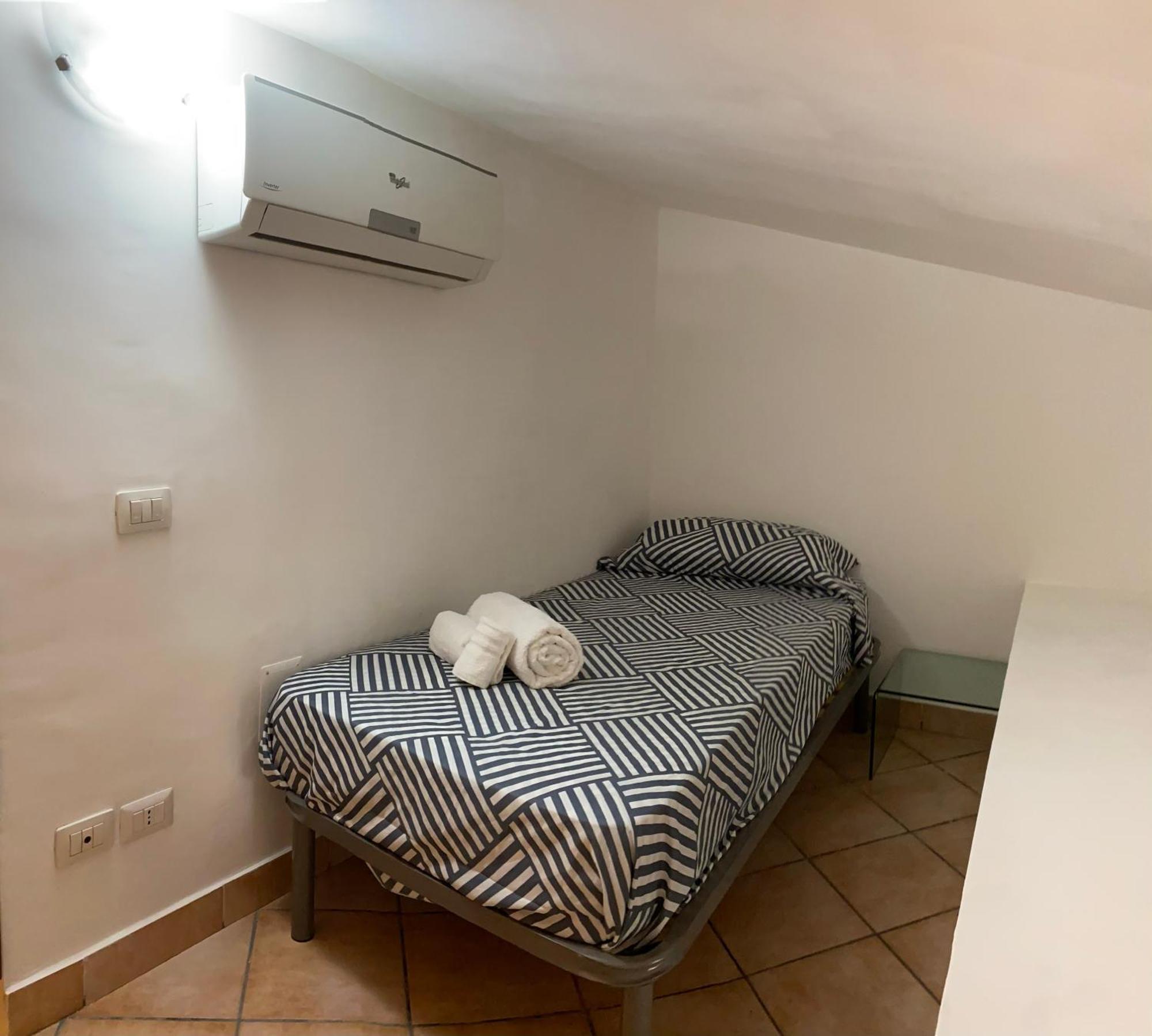 Villetta Relax Fast Wi-Fi 9 Min Porto Civitavecchia Santa Marinella Exterior photo